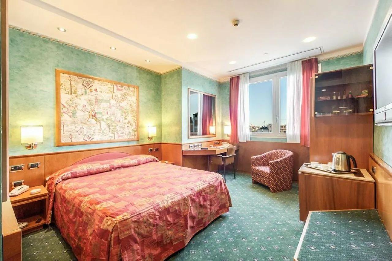 Brunelleschi Hotel Milan 4*,  Italy
